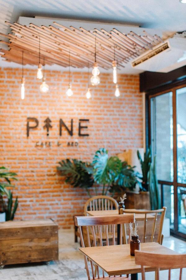 Pine Cafe'&Bed Hotel Phra Nakhon Si Ayutthaya Exterior photo