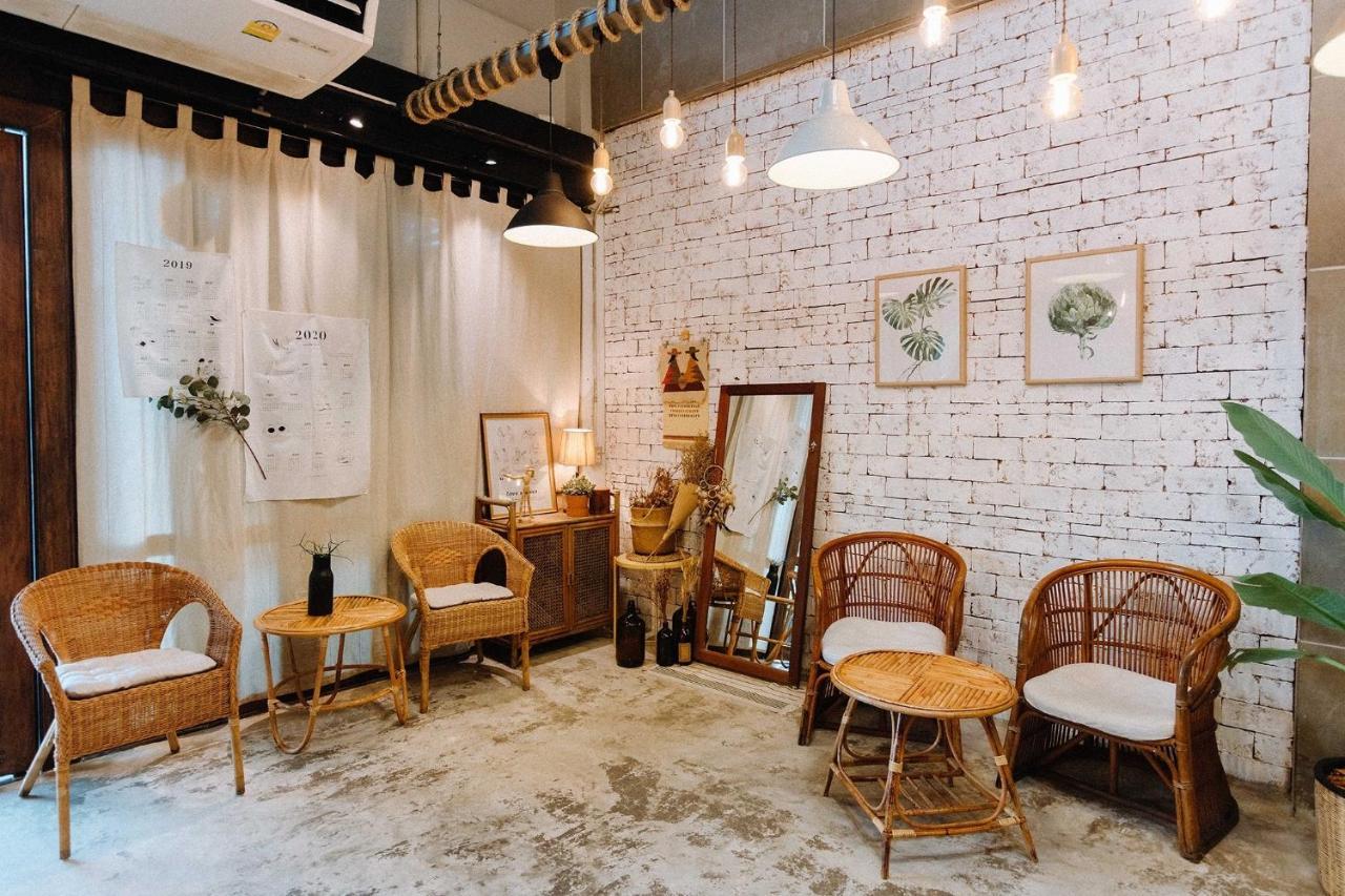 Pine Cafe'&Bed Hotel Phra Nakhon Si Ayutthaya Exterior photo
