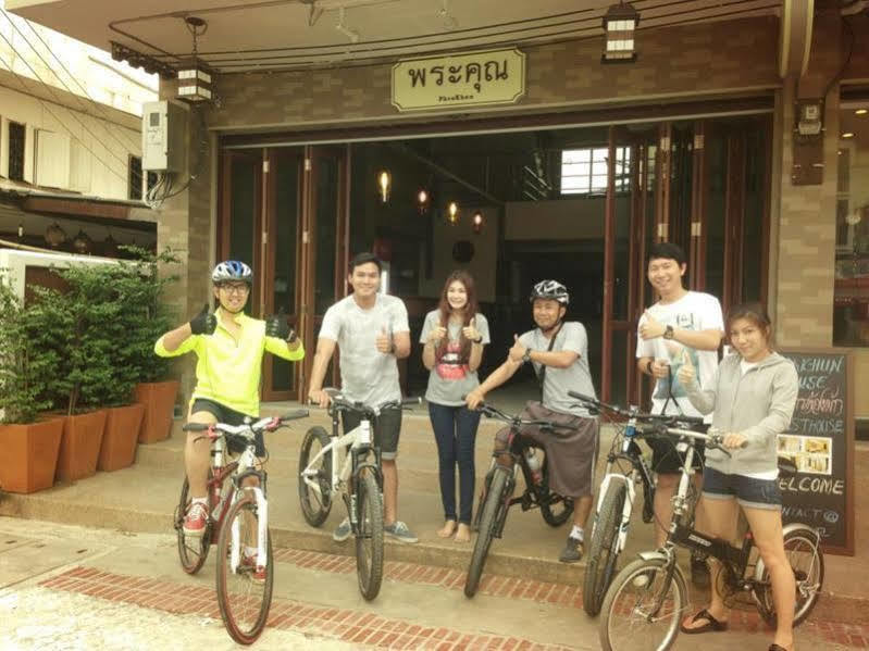 Pine Cafe'&Bed Hotel Phra Nakhon Si Ayutthaya Exterior photo